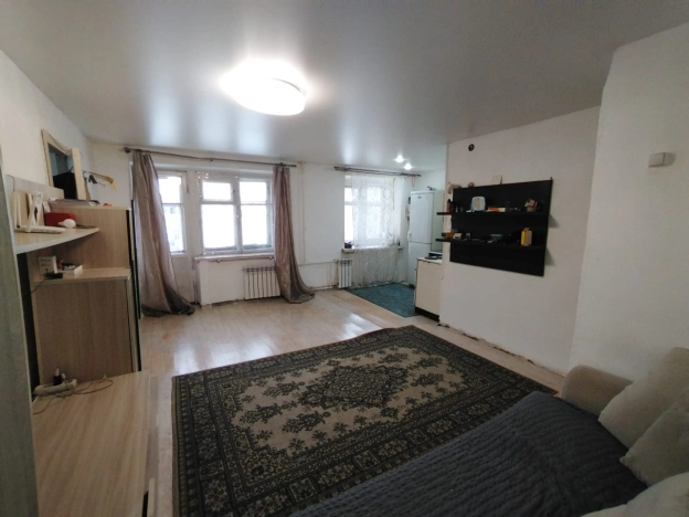 Купить квартиру на улице Лесная в Алтайском крае. Вариант № 9315683, 3, площадь -  квм, цена 2500000 рублей