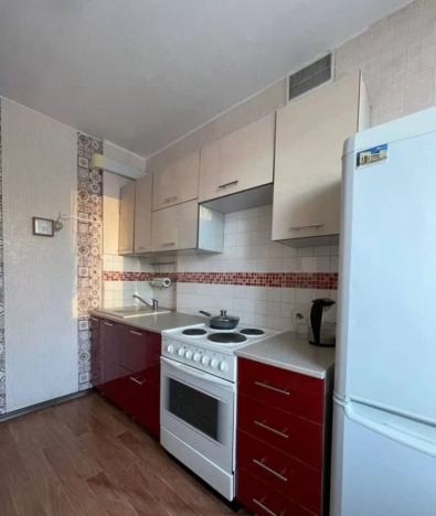 Купить трехкомнатную квартиру в Новосибирской области. Вариант № 10219156, 4, площадь -  квм, цена 7450000 рублей