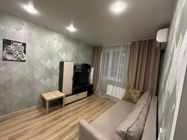 Купить однокомнатную квартиру в Волгограде. Вариант № 9970738, 2, площадь -  квм, цена 4500000 рублей