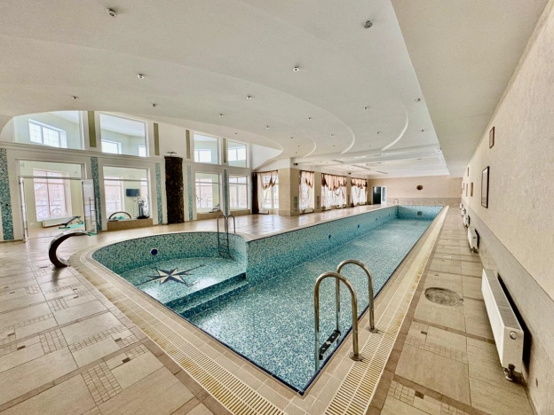 Купить дом в Омске. Вариант № 9547, 6, площадь -  квм, цена 82000000 рублей