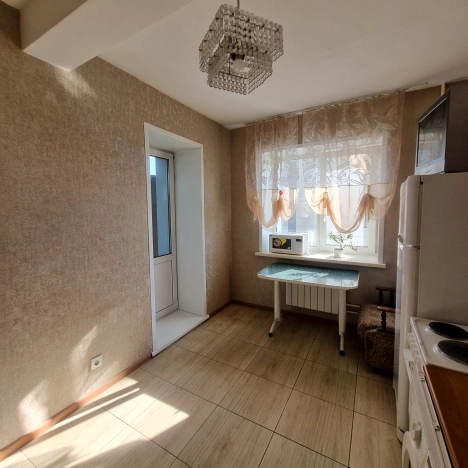 Купить квартиру в районе Заводский в Кемерове. Вариант № 2527296, 5, площадь -  квм, цена 4840000 рублей