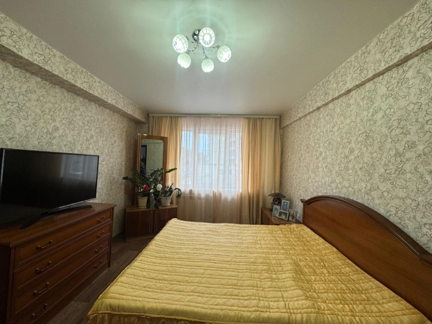 Купить трехкомнатную квартиру в Микрорайоне 29-й, Ангарск в Ангарске. Вариант № 44372, 4, площадь -  квм, цена 5700000 рублей