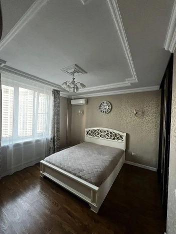 Купить двухкомнатную квартиру в Ростовской области. Вариант № 9259170, 1, площадь -  квм, цена 7499999 рублей