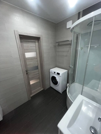 Купить однокомнатную квартиру на вторичке в Микрорайоне 1-й, Чита в Чите. Вариант № 3281844, 14, площадь -  квм, цена 8349000 рублей