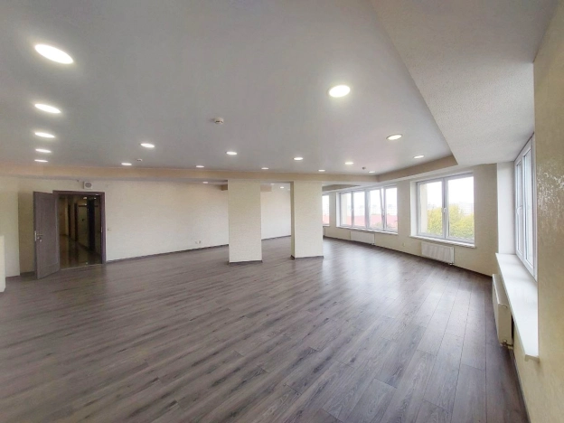 Снять коммерческую недвижимость в Калининграде. Вариант № 1255, 0, площадь -  квм, цена 80750 рублей