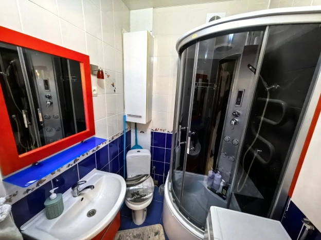 Купить однокомнатную квартиру в Микрорайоне Сельма в Калининграде. Вариант № 44293, 18, площадь -  квм, цена 6250000 рублей