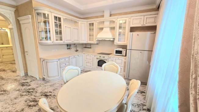 Купить квартиру в Москве. Вариант № 7613711, 1, площадь - квм, цена 53000000 рублей