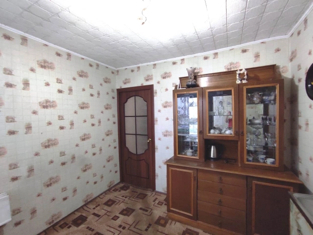 Купить квартиру в Омске. Вариант № 9822771, 7, площадь -  квм, цена 3299000 рублей