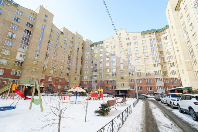 Купить квартиру в Омске. Вариант № 9815396, 31, площадь - квм, цена 11730000 рублей