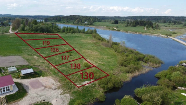 Купить земельный участок на улице Цветочная в Республике Карелия. Вариант № 3091676, 0, площадь -  квм, цена 500000 рублей