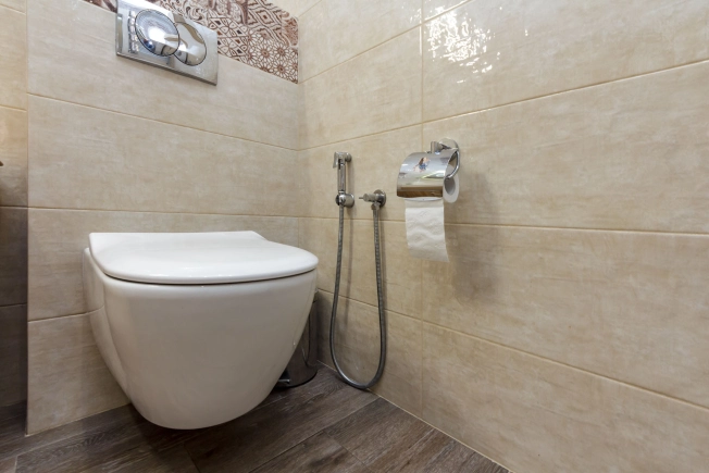 Купить двухкомнатную квартиру в районе Ленинградский в Калининградской области. Вариант № 51306, 17, площадь -  квм, цена 10390000 рублей