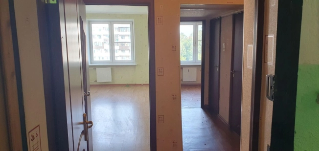 Купить однокомнатную квартиру в Санкт-Петербурге. Вариант № 9098104, 3, площадь -  квм, цена 7900000 рублей