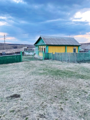 Купить дом в Оренбургской области. Вариант № 22997, 0, площадь - квм, цена 2030000 рублей