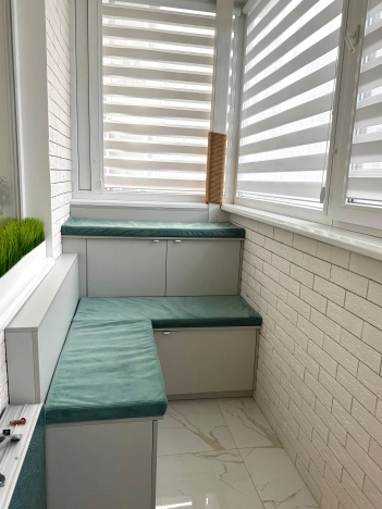 Купить трехкомнатную квартиру в Ростовской области. Вариант № 3265596, 19, площадь -  квм, цена 12500000 рублей