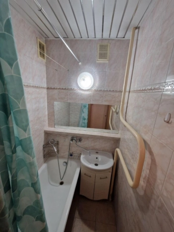 Купить квартиру в Москве. Вариант № 10394285, 10, площадь -  квм, цена 15000000 рублей