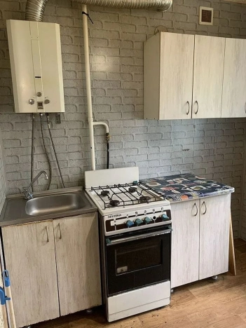 Купить однокомнатную квартиру в районе Кировский в Волгограде. Вариант № 4825876, 7, площадь -  квм, цена 2790000 рублей