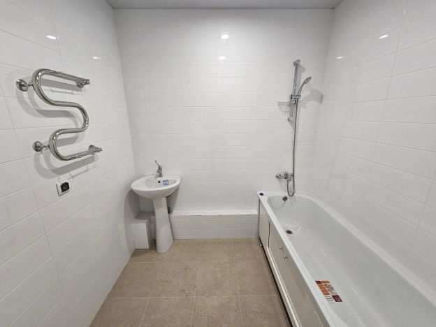 Купить квартиру в Москве. Вариант № 10355115, 5, площадь -  квм, цена 18326190 рублей