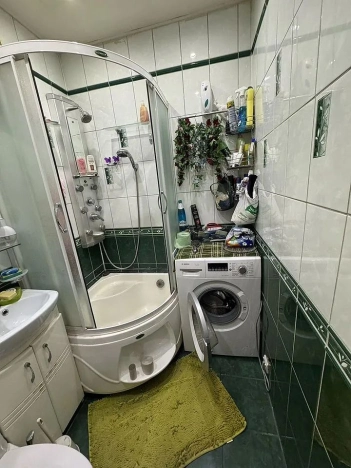 Купить квартиру в районе Центральный в Кемерове. Вариант № 2798812, 17, площадь -  квм, цена 4700000 рублей