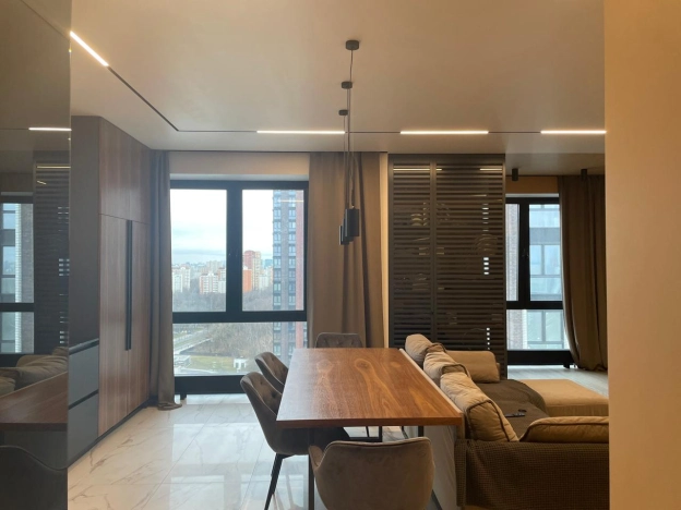 Купить квартиру на вторичке в Москве. Вариант № 26062, 2, площадь -  квм, цена 39800000 рублей