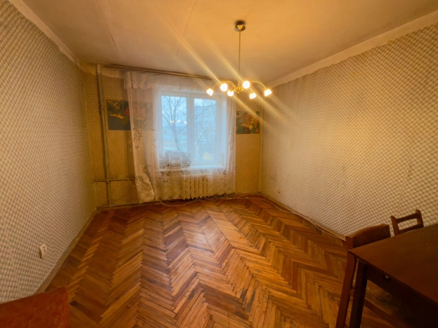 Купить квартиру в Москве. Вариант № 8821971, 9, площадь -  квм, цена 27000000 рублей