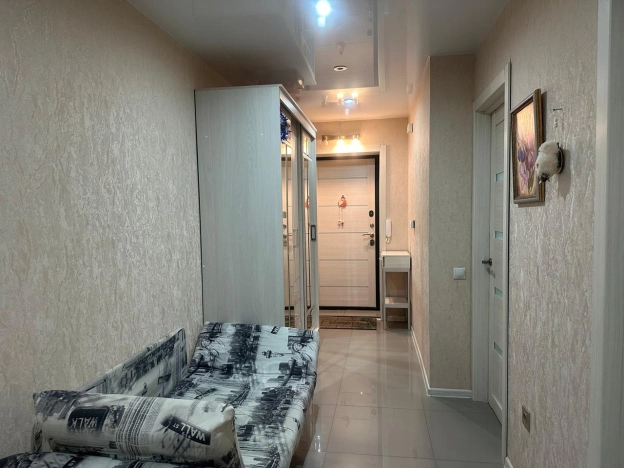 Купить трехкомнатную квартиру в Смоленской области. Вариант № 6970776, 15, площадь -  квм, цена 8600000 рублей