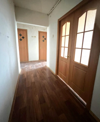 Купить трехкомнатную квартиру в Калуге. Вариант № 7703464, 9, площадь -  квм, цена 4690000 рублей