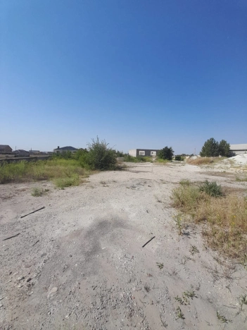 Купить земельный участок на улице Заречная в Республике Калмыкия. Вариант № 17440, 8, площадь -  квм, цена 1700000 рублей