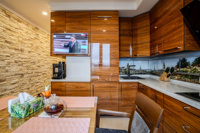 Купить квартиру в Москве. Вариант № 9234828, 15, площадь -  квм, цена 24000000 рублей