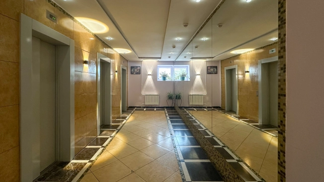 Купить однокомнатную квартиру у метро Бунинская аллея в Подольске. Вариант № 2027484, 19, площадь -  квм, цена 8900000 рублей