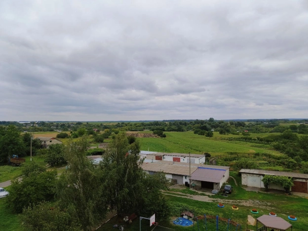 Купить трехкомнатную квартиру на улице Интернациональная в Белгородской области. Вариант № 2469558, 15, площадь -  квм, цена 3200000 рублей