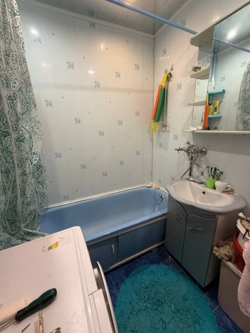 Купить четырехкомнатную квартиру в Владимирской области. Вариант № 532394, 15, площадь -  квм, цена 1990000 рублей