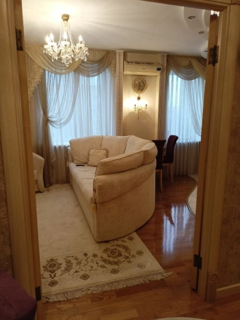 Купить квартиру в Москве. Вариант № 10295196, 17, площадь -  квм, цена 18000000 рублей