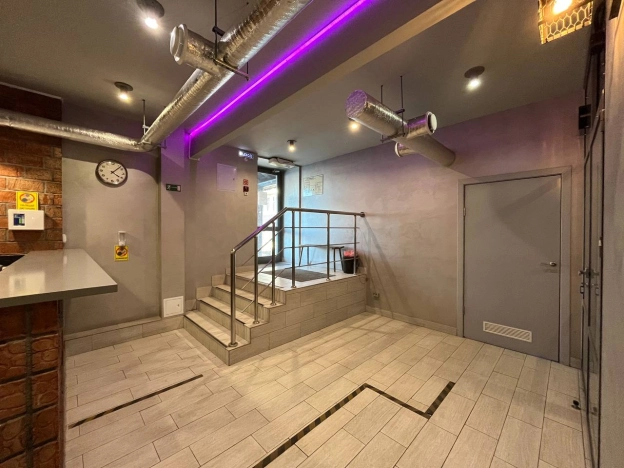 Снять коммерческую недвижимость в Владимире. Вариант № 3124449, 15, площадь -  квм, цена 140000 рублей