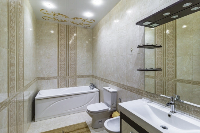 Купить дом в Омске. Вариант № 17590, 18, площадь -  квм, цена 40000000 рублей