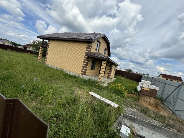 Купить дом в Москве. Вариант № 12086, 4, площадь - квм, цена 7750000 рублей