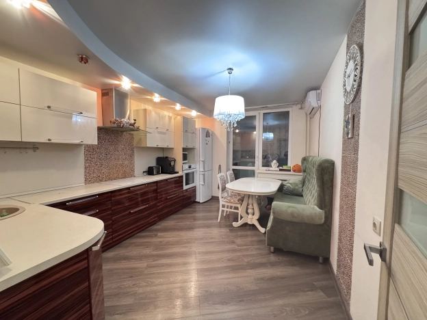 Купить квартиру на вторичке в Уфе. Вариант № 8708745, 0, площадь -  квм, цена 12480000 рублей