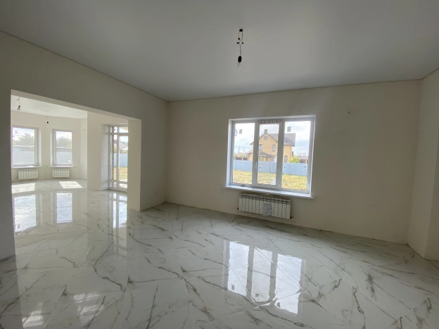 Купить дом на улице Везельская в Белгороде. Вариант № 5922188, 9, площадь -  квм, цена 16000000 рублей