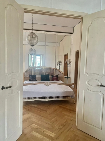 Купить квартиру в Москве. Вариант № 7616921, 6, площадь - квм, цена 95000000 рублей