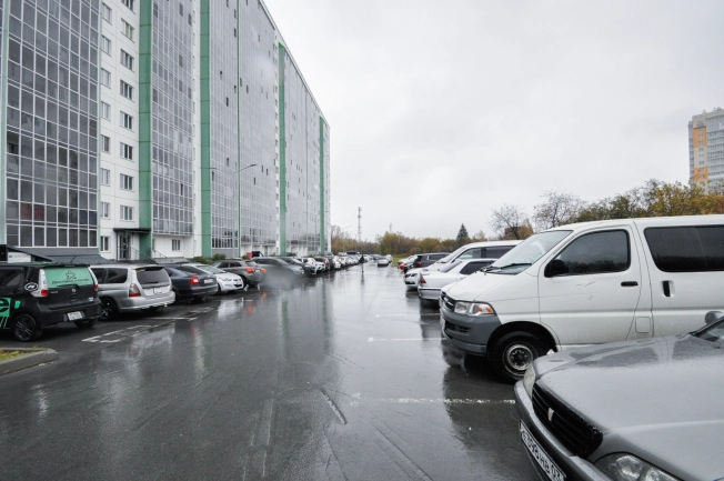 Купить однокомнатную квартиру на улице Ватутина в Новосибирске. Вариант № 6149227, 29, площадь -  квм, цена 6440000 рублей