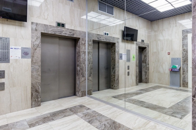 Купить трехкомнатную квартиру у метро Минская в Москве. Вариант № 21591, 3, площадь -  квм, цена 199500000 рублей