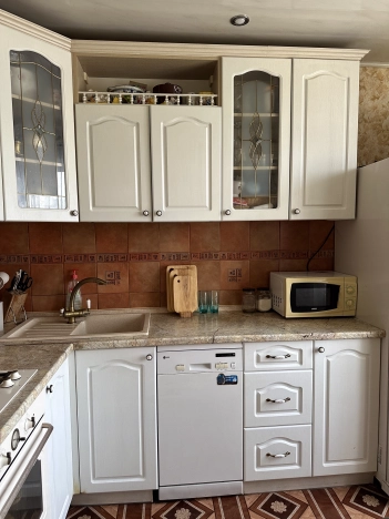 Купить четырехкомнатную квартиру в Волгограде. Вариант № 11854, 0, площадь -  квм, цена 8200000 рублей