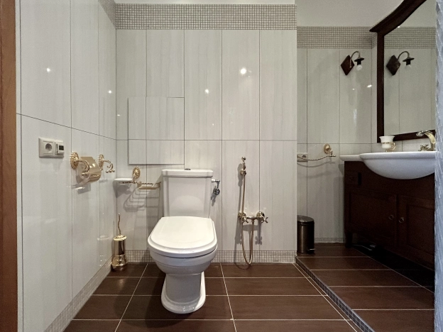 Купить дом в Москве. Вариант № 5270277, 33, площадь -  квм, цена 60000000 рублей