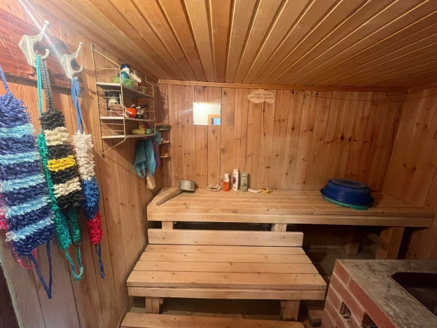 Купить дом в Орске. Вариант № 1555504, 31, площадь - квм, цена 4200000 рублей