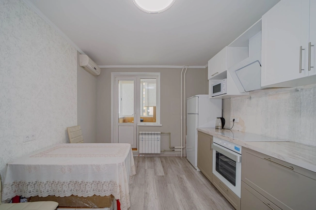 Купить однокомнатную квартиру на улице Пулковское шоссе в Санкт-Петербурге. Вариант № 7710894, 5, площадь -  квм, цена 12150000 рублей