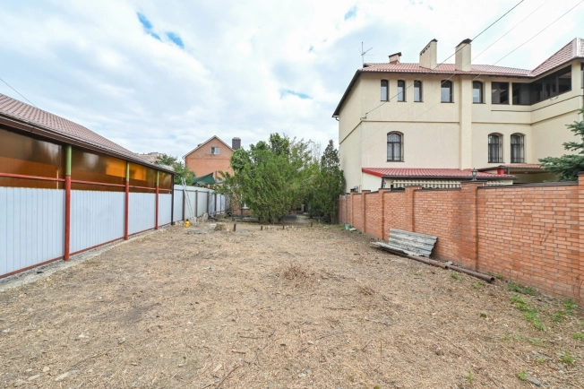 Купить земельный участок в Ростове-на-Дону. Вариант № 5525871, 5, площадь -  квм, цена 10000000 рублей