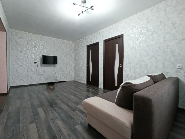 Купить квартиру в Ивановской области. Вариант № 7666343, 8, площадь -  квм, цена 3990000 рублей