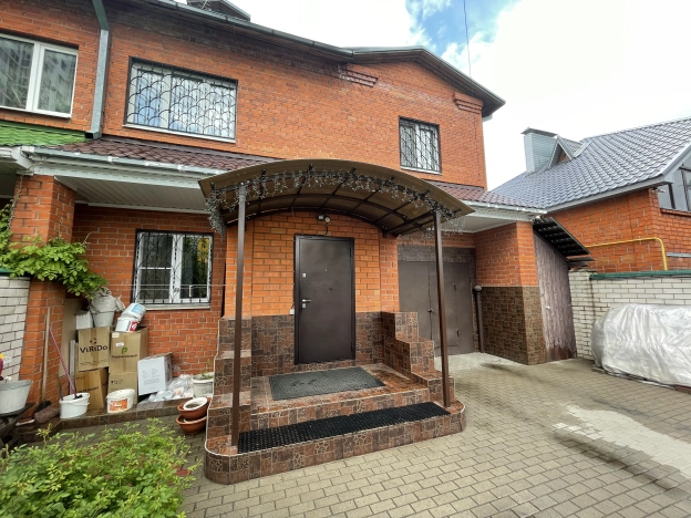 Купить дом в Воронеже. Вариант № 44262, 1, площадь -  квм, цена 18900000 рублей