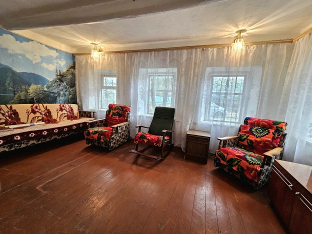 Купить дом на улице Шоссейный переулок в Краснодарском крае. Вариант № 36210, 5, площадь -  квм, цена 1900000 рублей