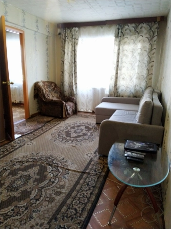 Купить двухкомнатную квартиру в Омске. Вариант № 7881, 4, площадь -  квм, цена 3300000 рублей