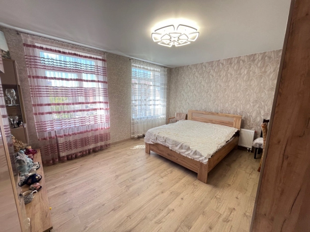 Купить двухкомнатную квартиру в Пионерском. Вариант № 3188089, 3, площадь -  квм, цена 10400000 рублей